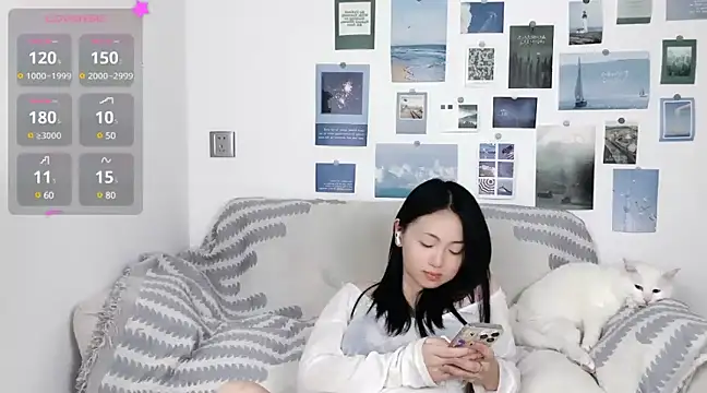 LiLiYbaby online show from December 3, 10:07 pm