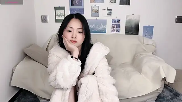 LiLiYbaby online show from December 30, 2:08 pm
