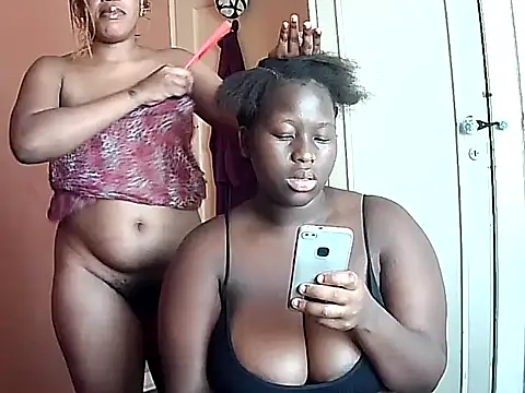 MelaninBear online show from December 29, 1:28 pm