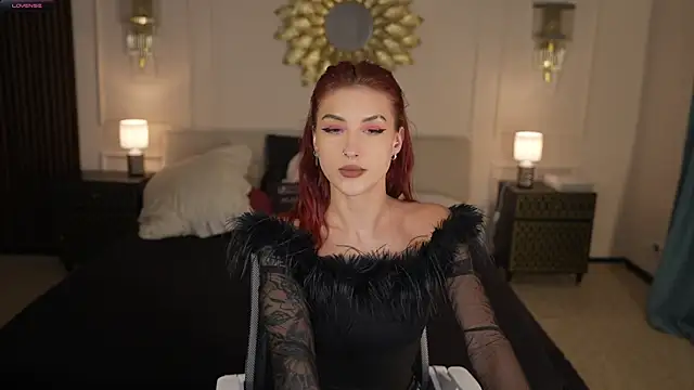 Magnetic Mia  online show from July 9, 10:47 pm