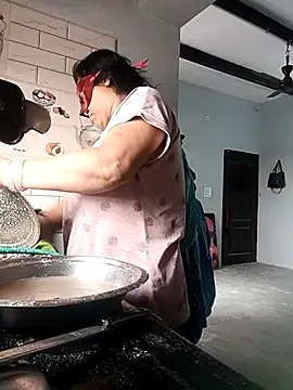 Punjabi beauty123 online show from October 29, 7:54 am