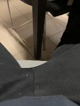 daubine46 online show from March 27, 5:57 am