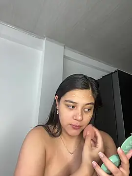 floriamANDjazmin online show from March 27, 7:13 pm