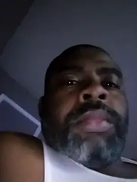 Snapshot of SLOWSTRO chatting on November 19, 4:40 pm SLOWSTRO online show from November 19, 4:40 pm