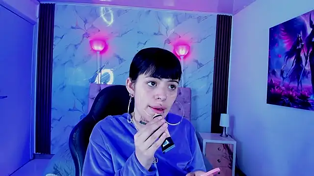 Snapshot of AuroraDiaz chatting on February 27, 11:43 am AuroraDiaz online show from February 27, 11:43 am