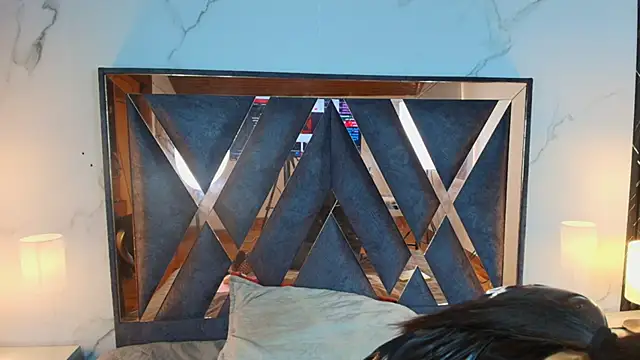 Snapshot of AuroraDiaz chatting on March 25, 12:00 pm AuroraDiaz online show from March 25, 12:00 pm