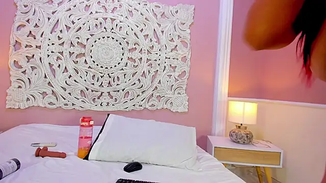 SamanthaPierce online show from December 17, 11:05 pm