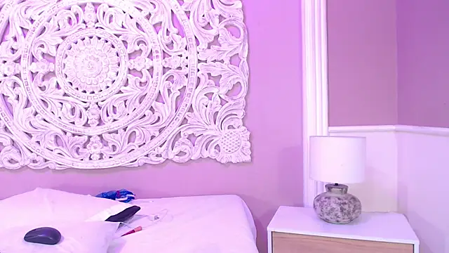 SamanthaPierce online show from December 31, 12:00 am