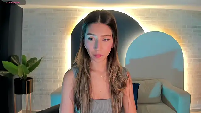 TaraLawrence online show from October 15, 3:39 am