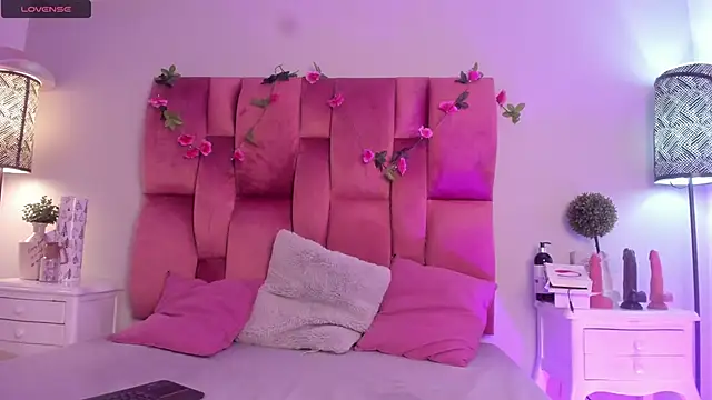 SweetBonniie online show from January 11, 9:26 am