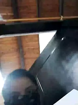 lisseth online show from December 2, 8:11 pm