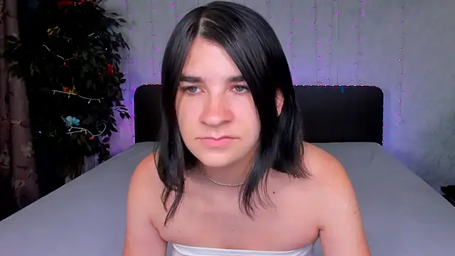  Polly Love  online show from September 10, 6:02 am