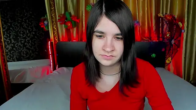  Polly Love  online show from March 14, 6:52 am