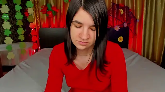  Polly Love  online show from March 18, 7:11 am