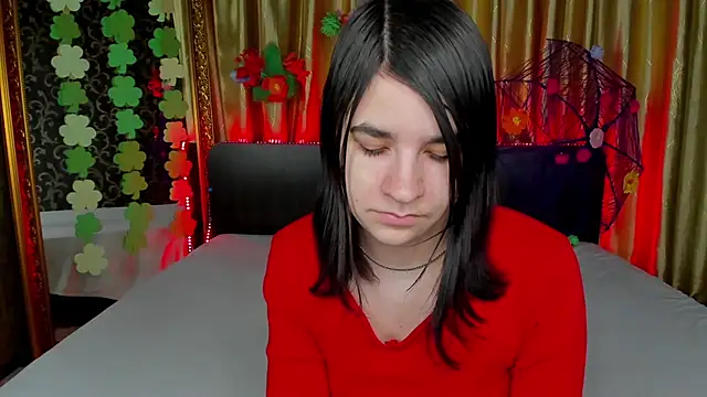  Polly Love  online show from March 20, 7:02 am