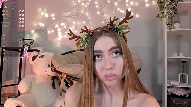 Lili Roze  online show from December 27, 12:39 am