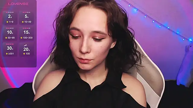 Robin yourss online show from March 6, 8:05 pm