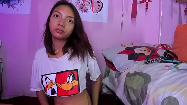 daphneandrade online show from February 17, 12:59 pm