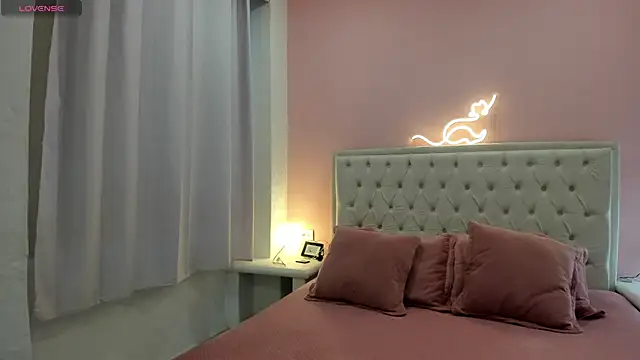 Gabycutee online show from February 11, 11:01 pm