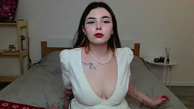 peaachybabe   online show from March 13, 4:23 pm