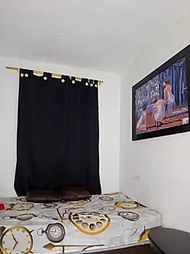 Snapshot of Antonella2_m chatting on March 10, 1:21 pm Antonella2 m online show from March 10, 1:21 pm