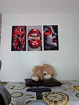 Snapshot of Antonella2_m chatting on September 24, 1:03 pm Antonella2 m online show from September 24, 1:03 pm