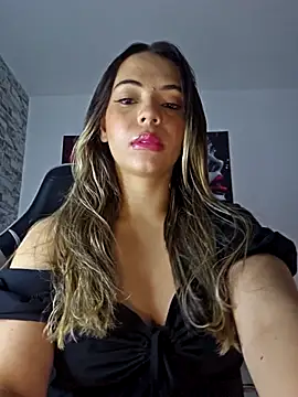 Snapshot of Antonella2_m chatting on October 17, 1:14 pm Antonella2 m online show from October 17, 1:14 pm