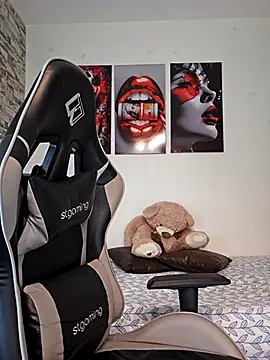 Antonella2 m online show from March 13, 1:07 pm