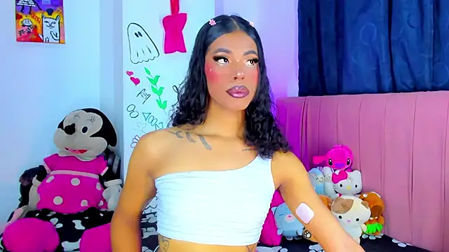 bloom444 online show from September 23, 10:35 pm