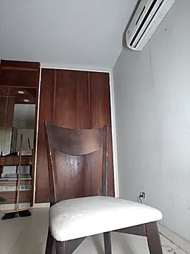 Snapshot of divinityros chatting on November 26, 9:05 pm divinityros online show from November 26, 9:05 pm