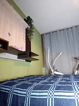 Snapshot of divinityros chatting on December 1, 2:16 am divinityros online show from December 1, 2:16 am