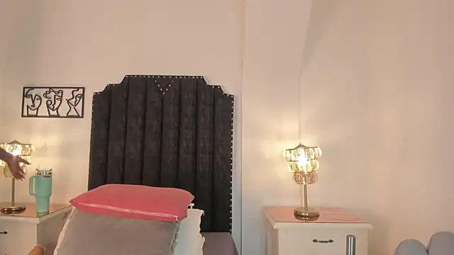 SamanthaBrown69 online show from September 17, 3:30 am