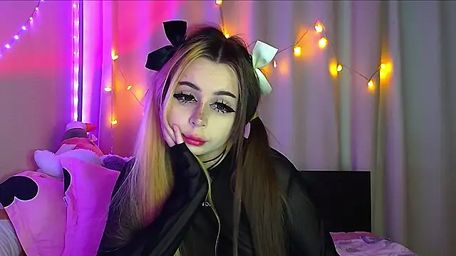 suemeow online show from February 16, 5:37 am