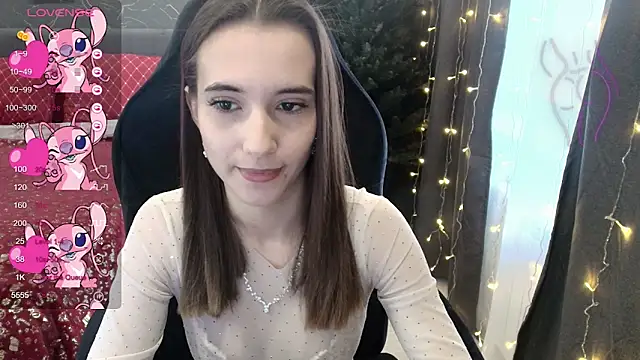 Snapshot of Alice_Weiss chatting on November 20, 8:25 am Alice Weiss online show from November 20, 8:25 am