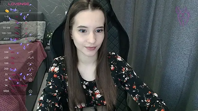 Alice Weiss online show from June 23, 9:07 am