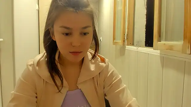 LunaXmii online show from September 23, 8:12 pm