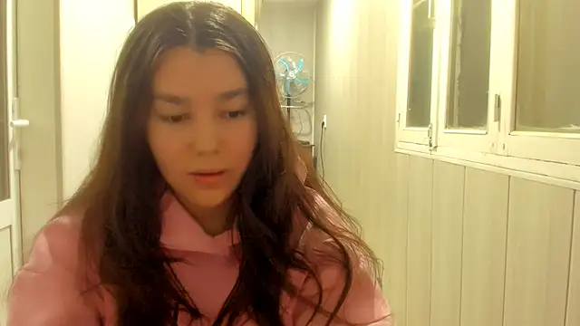 LunaXmii online show from November 8, 6:40 pm