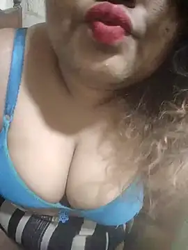 Snapshot of Aranyagril chatting on October 9, 10:24 am Aranyagril online show from October 9, 10:24 am