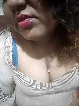 Snapshot of Aranyagril chatting on October 12, 9:19 am Aranyagril online show from October 12, 9:19 am