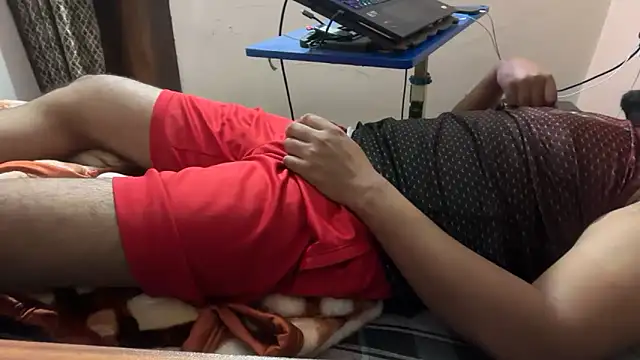 sexyboy09 online show from October 22, 6:24 am