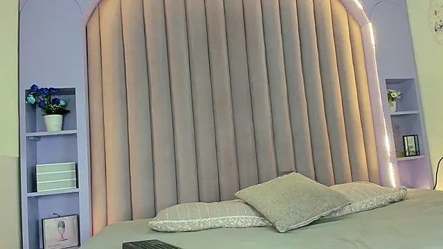 JaylaScott   online show from January 16, 11:37 am