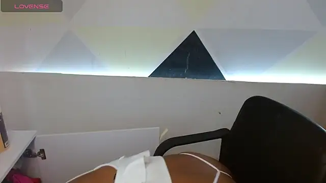 Snapshot of NatashaDormat chatting on November 20, 1:00 pm NatashaDormat online show from November 20, 1:00 pm