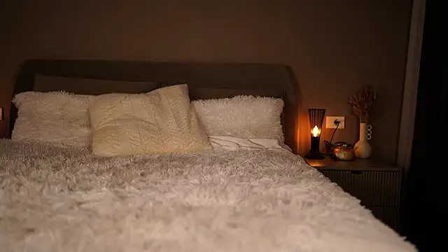 Snapshot of FrancescaNappi chatting on January 19, 5:28 pm FrancescaNappi online show from January 19, 5:28 pm