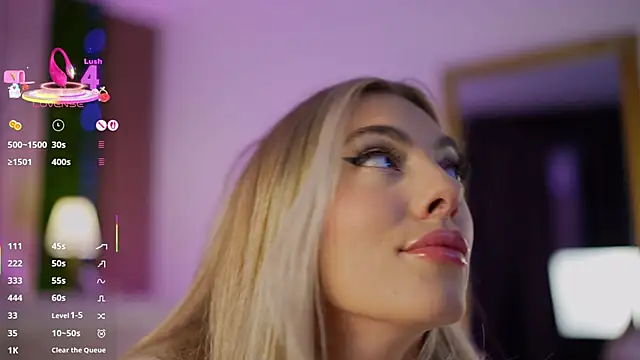 Snapshot of FrancescaNappi chatting on September 8, 4:28 pm FrancescaNappi online show from September 8, 4:28 pm