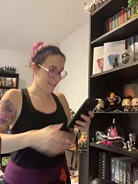 Snapshot of MagdalenaMedusa chatting on November 6, 10:05 am MagdalenaMedusa online show from November 6, 10:05 am