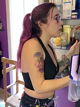 Snapshot of MagdalenaMedusa chatting on December 16, 11:59 am MagdalenaMedusa online show from December 16, 11:59 am