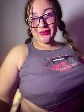 Snapshot of alexxaa96 chatting on June 9, 3:07 am alexxaa96 online show from June 9, 3:07 am