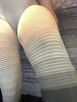 kamel-ayesha online show from December 11, 3:15 pm