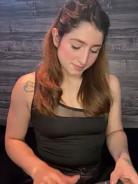 kamel-ayesha online show from January 2, 1:40 pm