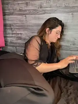 kamel-ayesha online show from January 7, 6:45 pm